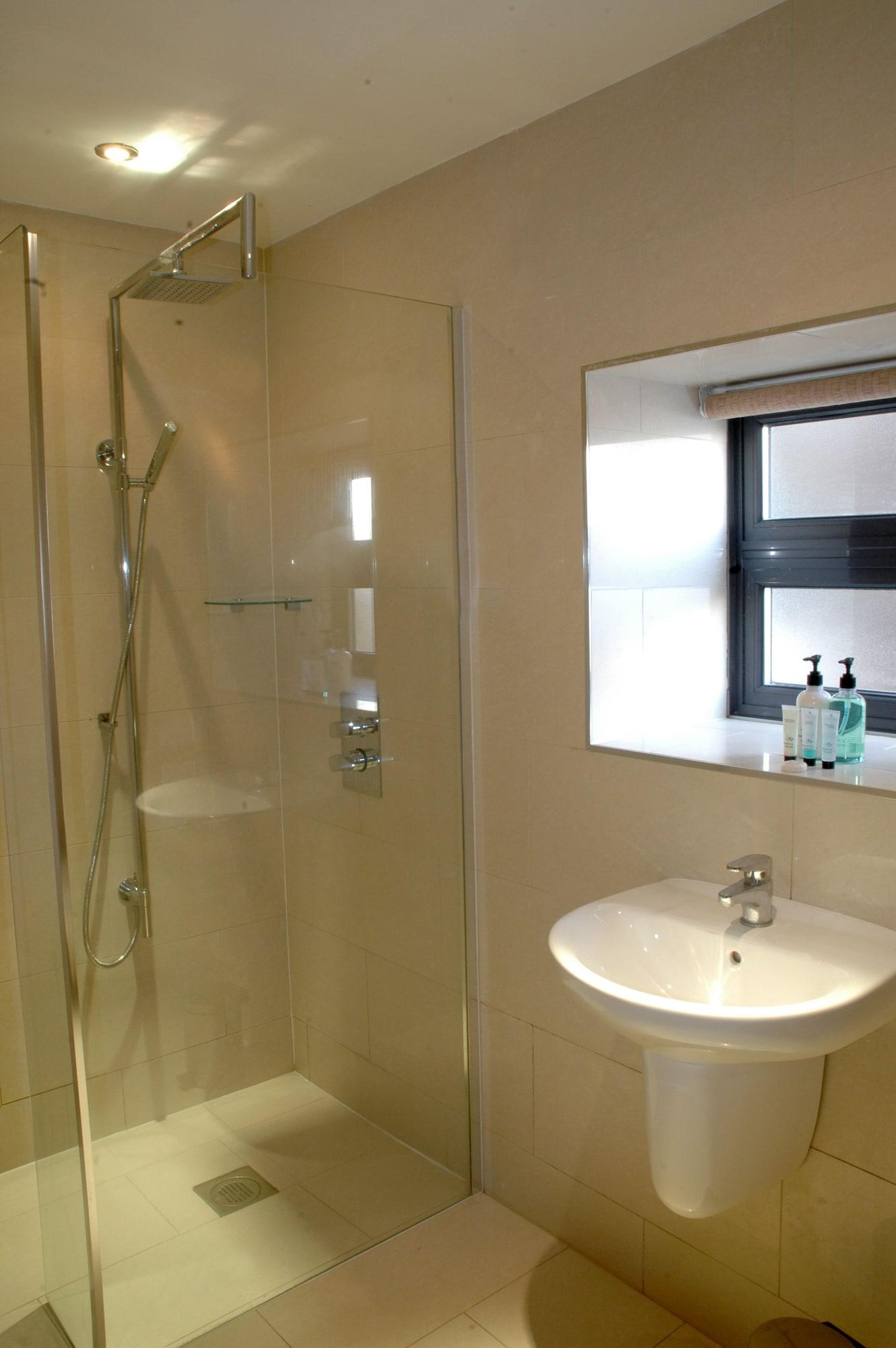 Homestay Hotel Heathrow Hounslow Exterior foto