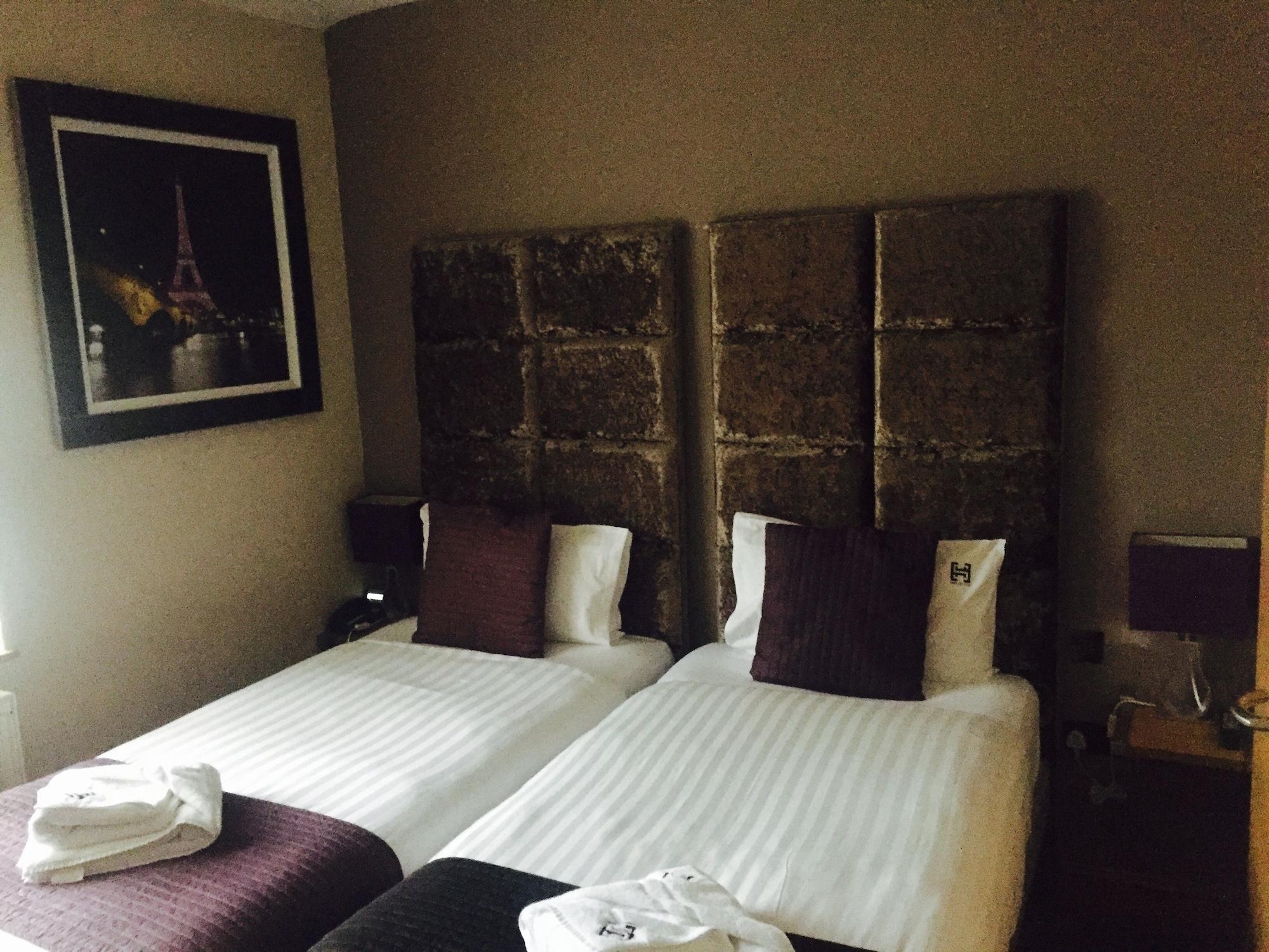 Homestay Hotel Heathrow Hounslow Exterior foto