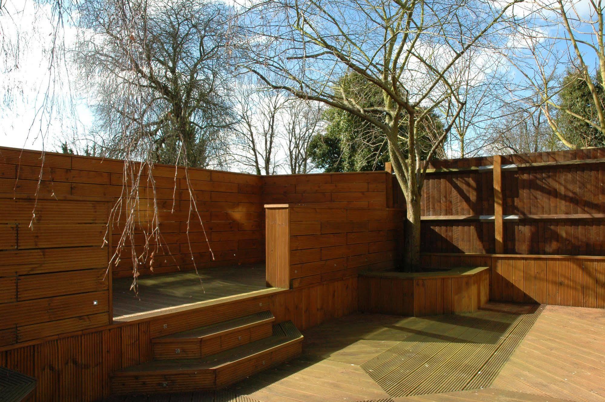 Homestay Hotel Heathrow Hounslow Exterior foto